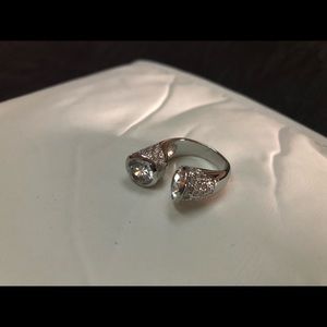 Beautiful, cuff Swarovski crystal ring
